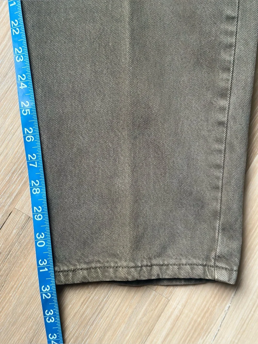 Vintage USA Made Levi’s 550 Relaxed Fit Jeans 36x32 Olive Brown 100% Cotton